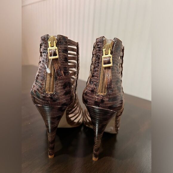 Women’s elegant shoes size 8 - Picture 4 of 6